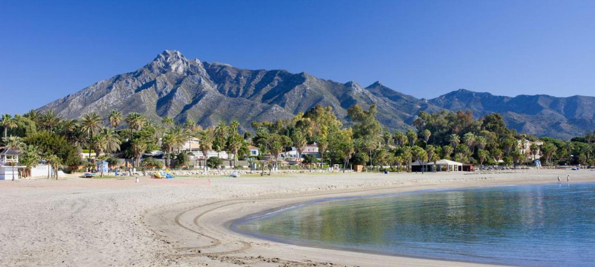 דירות Seafront In Marbella With Pool And Garage מראה חיצוני תמונה