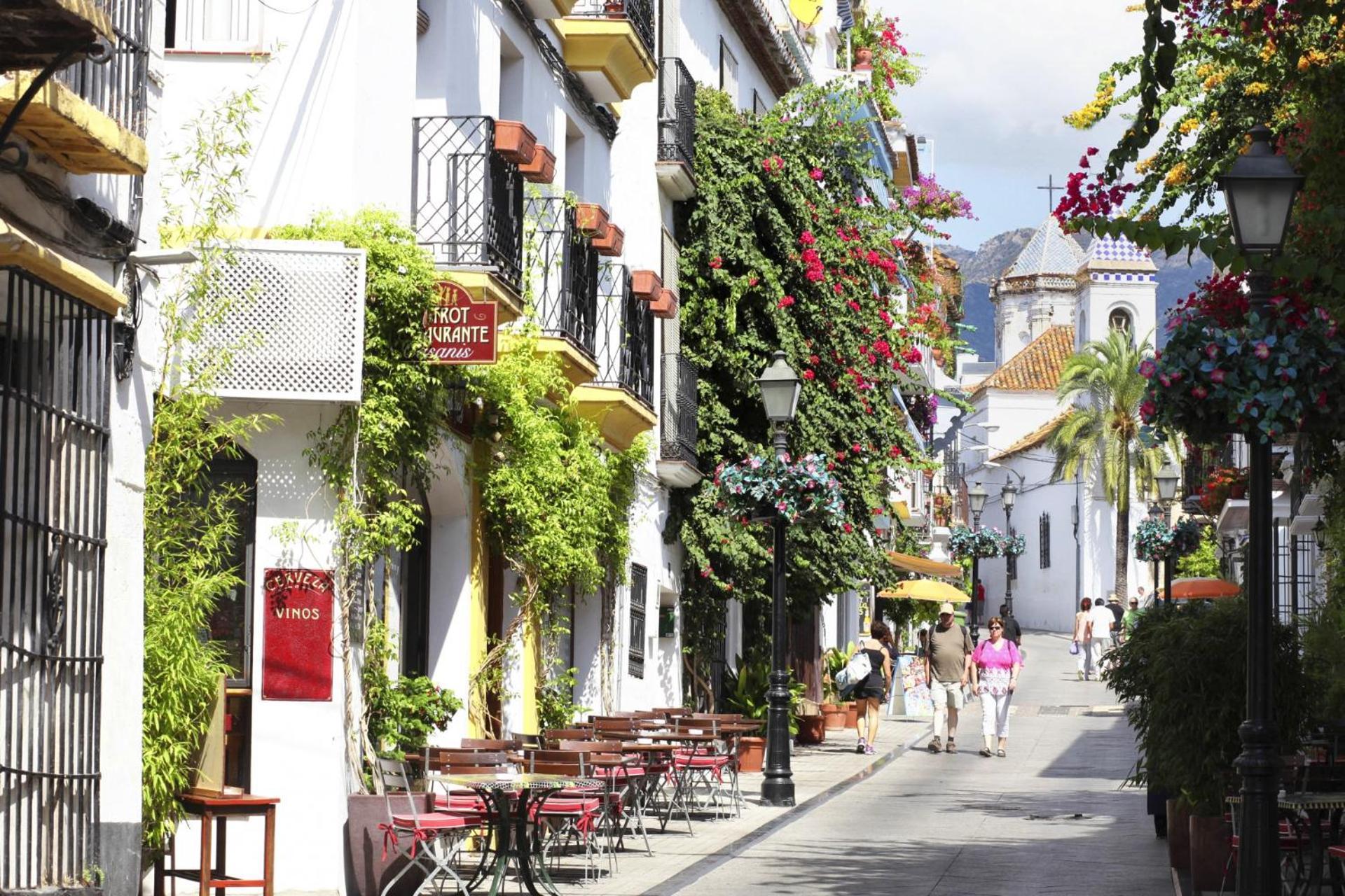 דירות Seafront In Marbella With Pool And Garage מראה חיצוני תמונה
